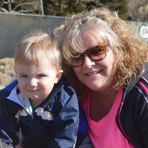 Meet your Posher, Tina